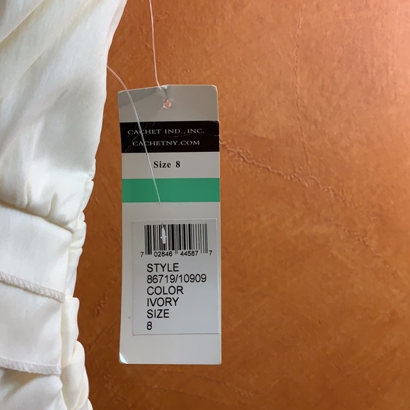 Brand New, CACHET size 8 - Picture 2 of 7